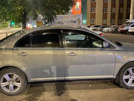 Toyota Avensis 2006 года за 4 000 000 тг. в Семей – фото 2