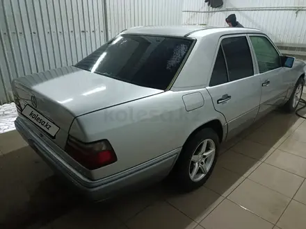 Mercedes-Benz E 200 1994 года за 2 300 000 тг. в Кызылорда – фото 7