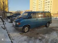 Volkswagen Multivan 1993 годаүшін3 700 000 тг. в Астана