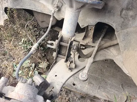 Mazda 626 кронус, запчасти по кузову за 1 000 тг. в Актобе – фото 10