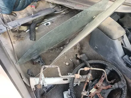 Mazda 626 кронус, запчасти по кузову за 1 000 тг. в Актобе – фото 19