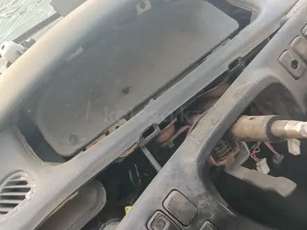 Mazda 626 кронус, запчасти по кузову за 1 000 тг. в Актобе – фото 9
