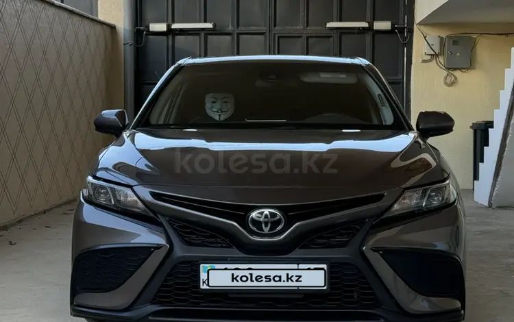 Toyota Camry 2021 годаfor12 500 000 тг. в Шымкент