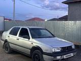 Volkswagen Vento 1994 года за 600 000 тг. в Сатпаев – фото 2
