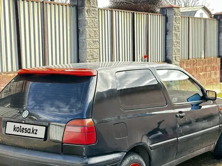 Volkswagen Golf 1993 года за 1 500 000 тг. в Алматы