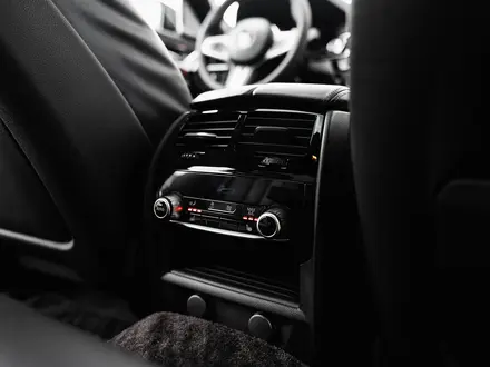 BMW 540 2018 года за 26 500 000 тг. в Алматы – фото 27