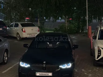 BMW 540 2018 года за 26 500 000 тг. в Алматы – фото 3