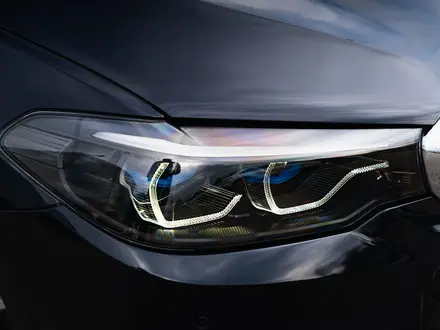BMW 540 2018 года за 26 500 000 тг. в Алматы – фото 5