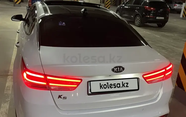 Kia K5 2019 года за 8 999 999 тг. в Астана