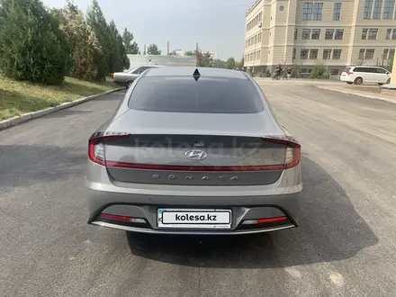 Hyundai Sonata 2020 года за 10 700 000 тг. в Алматы – фото 2