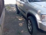 Honda CR-V 1997 года за 4 000 000 тг. в Талдыкорган – фото 2