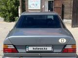 Mercedes-Benz E 260 1987 года за 1 499 999 тг. в Кызылорда – фото 4