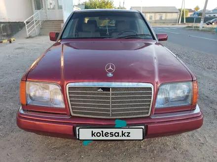 Mercedes-Benz E 220 1993 года за 1 750 000 тг. в Кызылорда