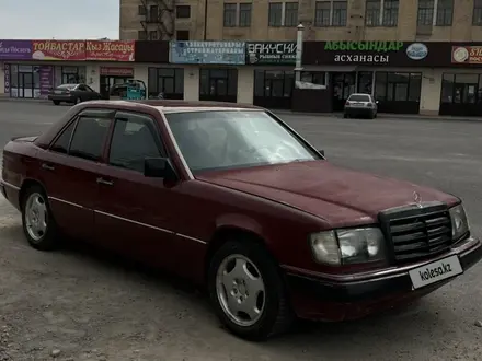 Mercedes-Benz E 230 1990 года за 1 445 000 тг. в Тараз – фото 2