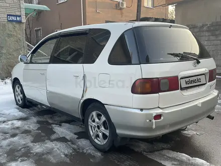 Toyota Ipsum 1997 года за 2 700 000 тг. в Алматы – фото 6