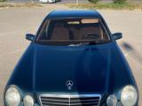 Mercedes-Benz E 320 2000 года за 2 500 000 тг. в Актау