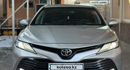 Toyota Camry 2018 года за 13 800 000 тг. в Алматы – фото 3