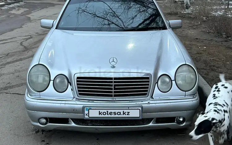 Mercedes-Benz E 240 1998 года за 2 599 000 тг. в Караганда