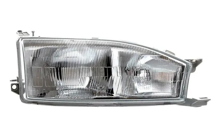 Фара TYT Camry 10 стекло 92-97 за 26 000 тг. в Усть-Каменогорск