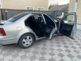 Volkswagen Bora 2000 года за 2 200 000 тг. в Актобе – фото 4