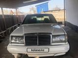 Mercedes-Benz E 230 1991 года за 900 000 тг. в Алматы