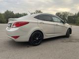 Hyundai Accent 2015 годаfor6 550 000 тг. в Алматы