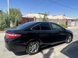 Toyota Camry 2015 годаfor10 300 000 тг. в Шымкент – фото 5