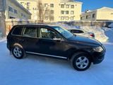 Volkswagen Touareg 2008 года за 5 000 000 тг. в Костанай – фото 4