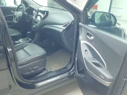 Hyundai Santa Fe 2018 года за 14 500 000 тг. в Актобе – фото 21