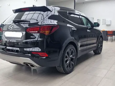 Hyundai Santa Fe 2018 года за 14 500 000 тг. в Актобе – фото 6