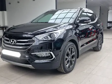Hyundai Santa Fe 2018 года за 14 500 000 тг. в Актобе – фото 2