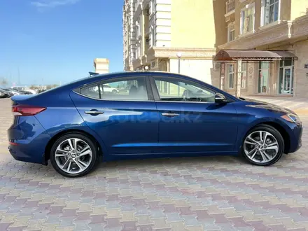 Hyundai Elantra 2016 года за 5 400 000 тг. в Актау – фото 2