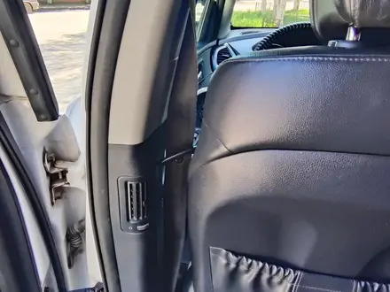 Hyundai Santa Fe 2013 года за 7 500 000 тг. в Актобе – фото 13