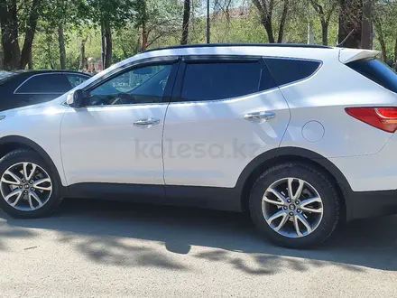 Hyundai Santa Fe 2013 года за 7 500 000 тг. в Актобе – фото 4