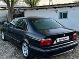 BMW 528 1997 года за 2 300 000 тг. в Тараз – фото 4