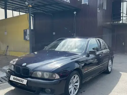 BMW 525 2000 года за 3 500 000 тг. в Алматы