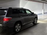 Toyota Highlander 2010 года за 10 900 000 тг. в Караганда – фото 2