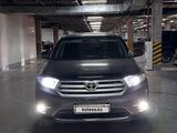 Toyota Highlander 2010 года за 10 900 000 тг. в Караганда