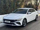 Hyundai Elantra 2024 годаfor11 500 000 тг. в Алматы – фото 2