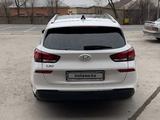 Hyundai i30 2022 года за 10 600 000 тг. в Шымкент – фото 4