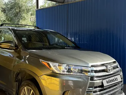 Toyota Highlander 2017 года за 16 500 000 тг. в Алматы – фото 3