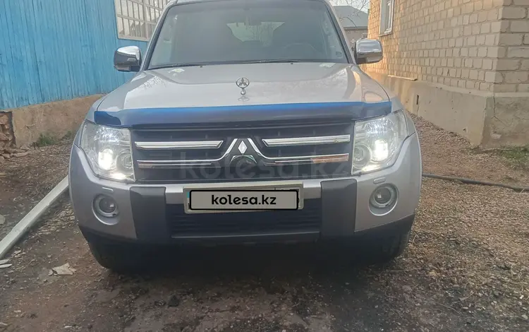 Mitsubishi Pajero 2008 года за 9 800 000 тг. в Макинск