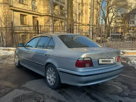 BMW 528 1997 года за 2 950 000 тг. в Алматы