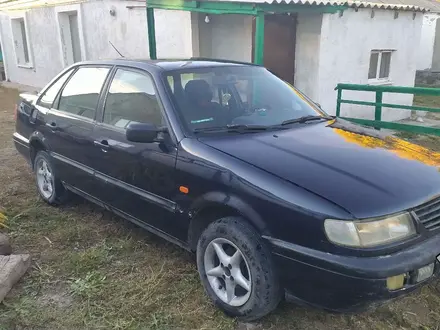 Volkswagen Passat 1994 года за 1 600 000 тг. в Уральск – фото 3