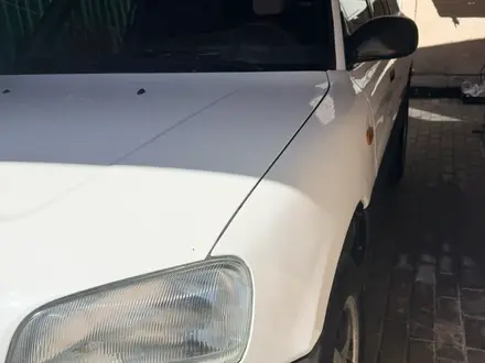 Toyota RAV4 1998 года за 3 100 000 тг. в Алматы – фото 2