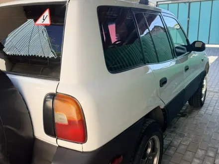 Toyota RAV4 1998 года за 3 100 000 тг. в Алматы – фото 5