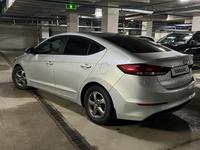 Hyundai Elantra 2017 года за 7 600 000 тг. в Астана