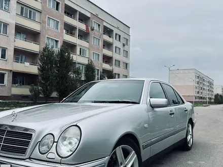 Mercedes-Benz E 280 1998 года за 5 200 000 тг. в Алматы – фото 2