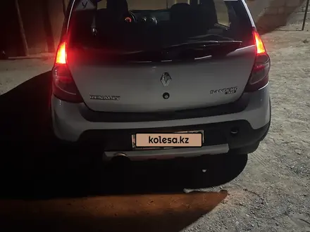 Renault Sandero 2013 года за 4 555 555 тг. в Актау – фото 3