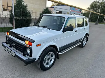 ВАЗ (Lada) Lada 2131 (5-ти дверный) 2016 года за 3 650 000 тг. в Алматы – фото 3